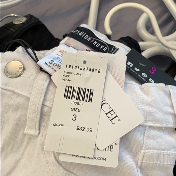 Fashionova white canopy jeans NEW - Picture 2 of 2